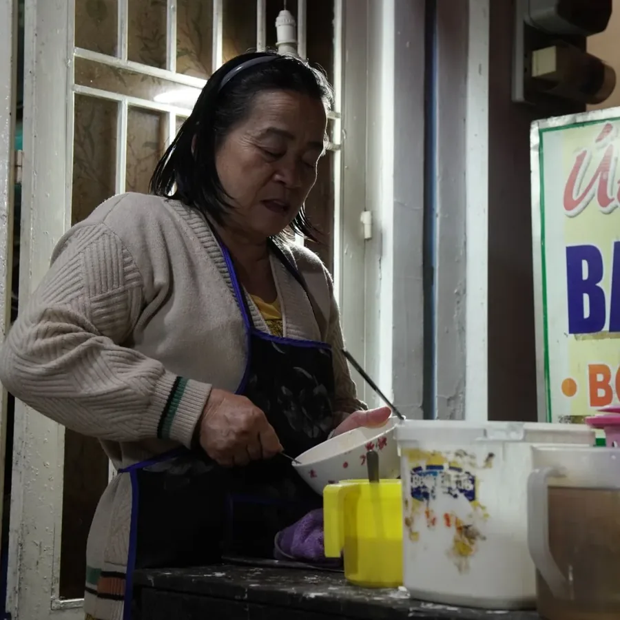 Gà nướng trên vỉ